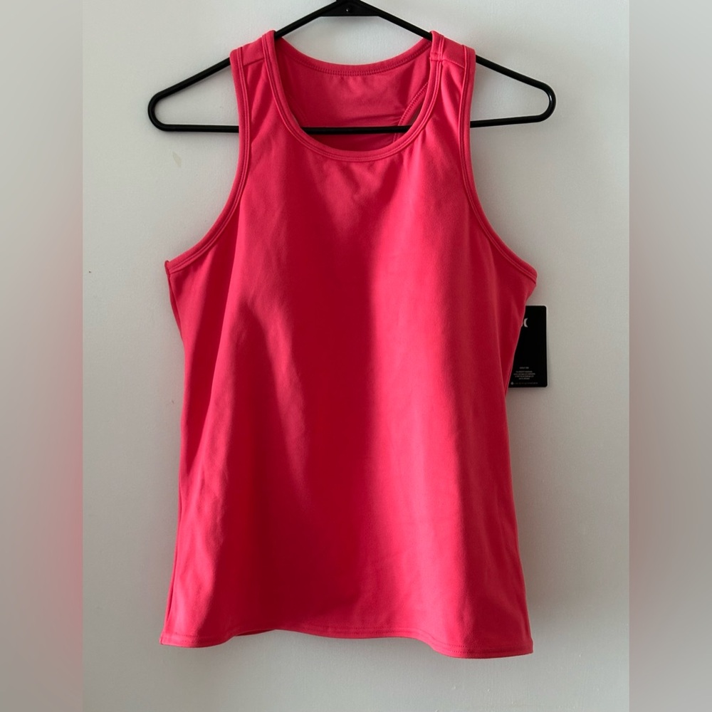 Hurley Athletic top with support pink size L new with tags , stretchy slim fit